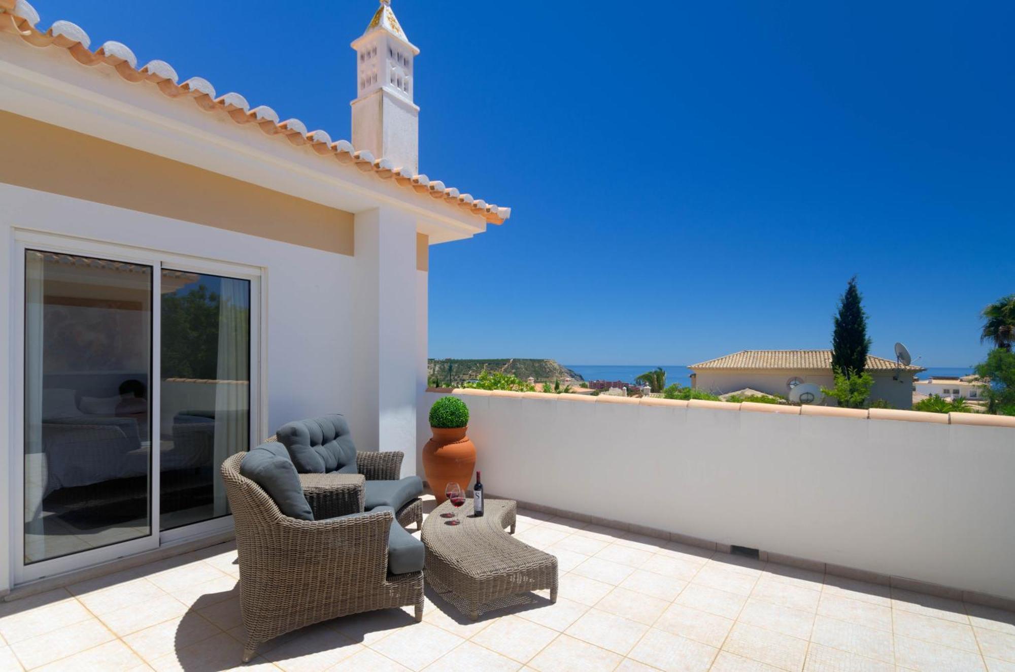 Villa Montanha, Luxury Coastal Villa, With Swimming Pool, Loungers And Alfresco Dining, 10 Min Walk To The Beautiful Praia Da Luz Beach, Shops, Bars And Restaurants! Eksteriør billede